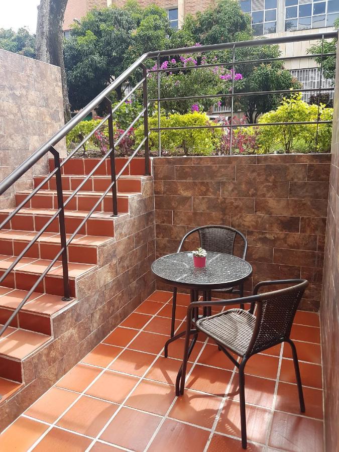 Apartastudio Calasanz- Cerca Estacion Metro Floresta Appartement *